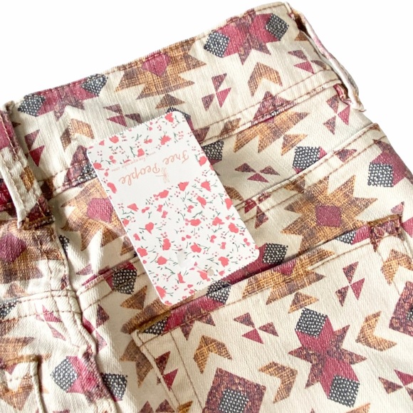 new Free People ๐  Wild Child Raw Hem Skinny Jean ๐  Ivory with Tribal Print ๐  - Picture 14 of 17